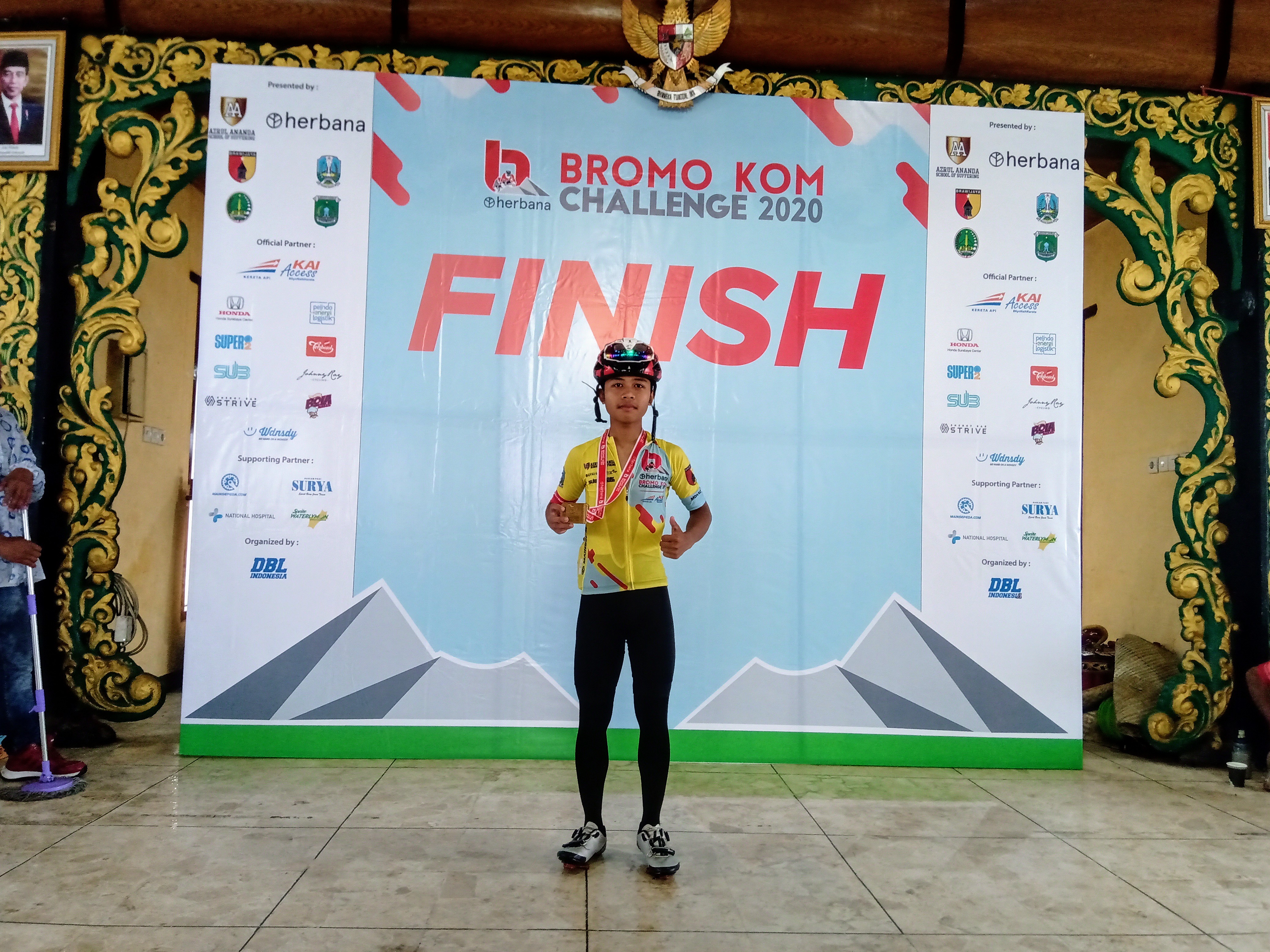 Bronze Medal Bromo KOM